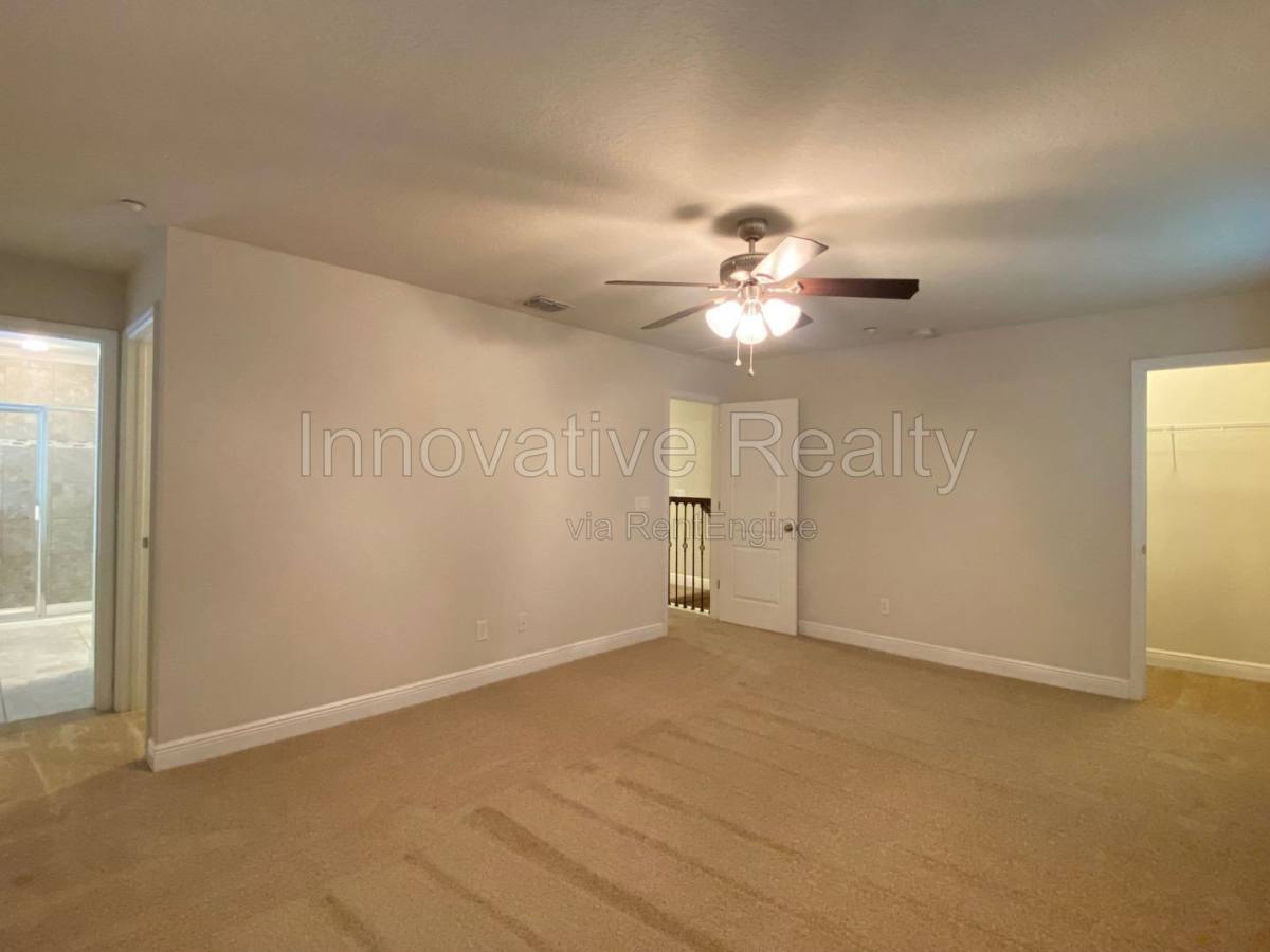 Townhouse for rent at 7640 Aloma Pines Court, Winter Park, FL 32792