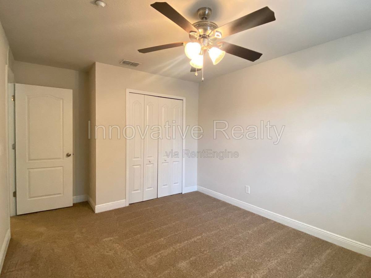 Townhouse for rent at 7640 Aloma Pines Court, Winter Park, FL 32792