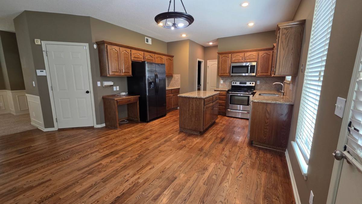House for rent at 13232 Carter St, Overland Park, KS 66213