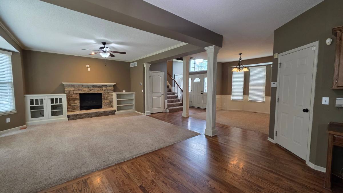 House for rent at 13232 Carter St, Overland Park, KS 66213
