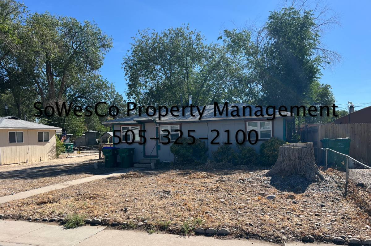 612 N Allen Ave, Farmington, NM 87401