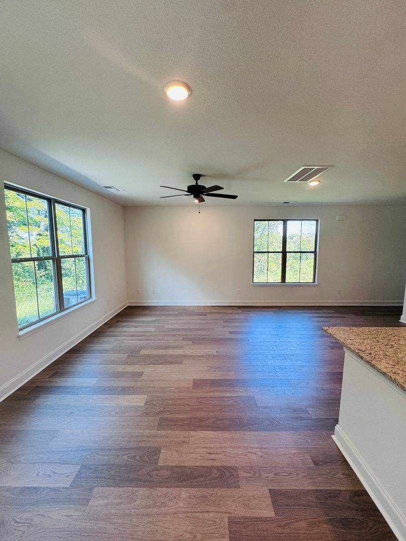 Townhouse for rent at 1827 Bennett Village Dr, Maryville, TN 37804