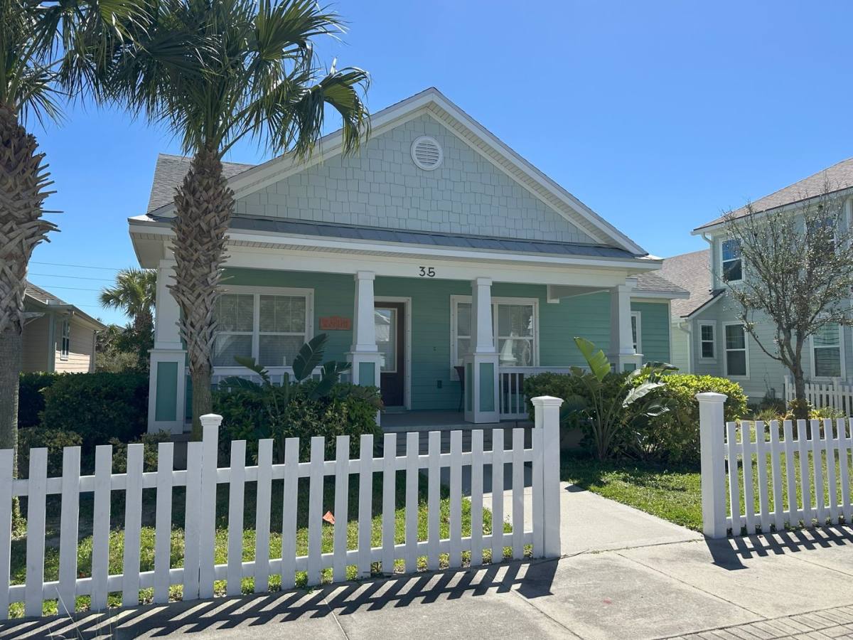 House for rent at 35 Sandy Beach Way, Palm Coast, FL 32137