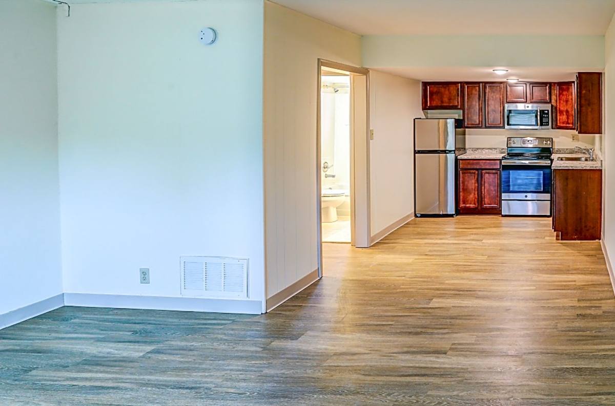 Apartment for rent at 1435 Nicholasville Rd, Lexington, KY 40503