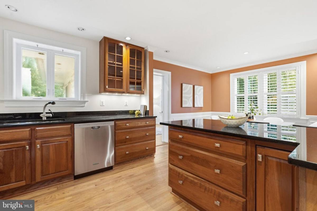 Condo for rent at 4513 Willet Dr, Annandale, VA 22003