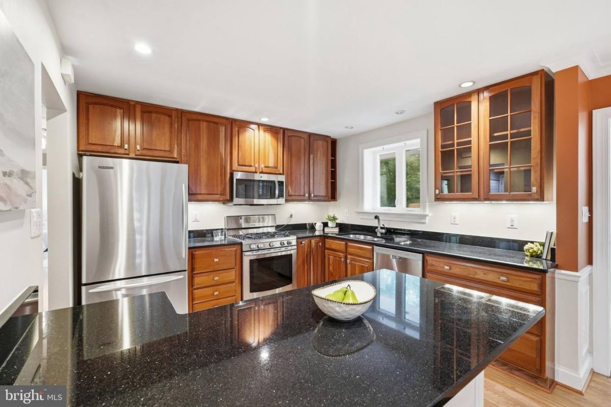 Condo for rent at 4513 Willet Dr, Annandale, VA 22003