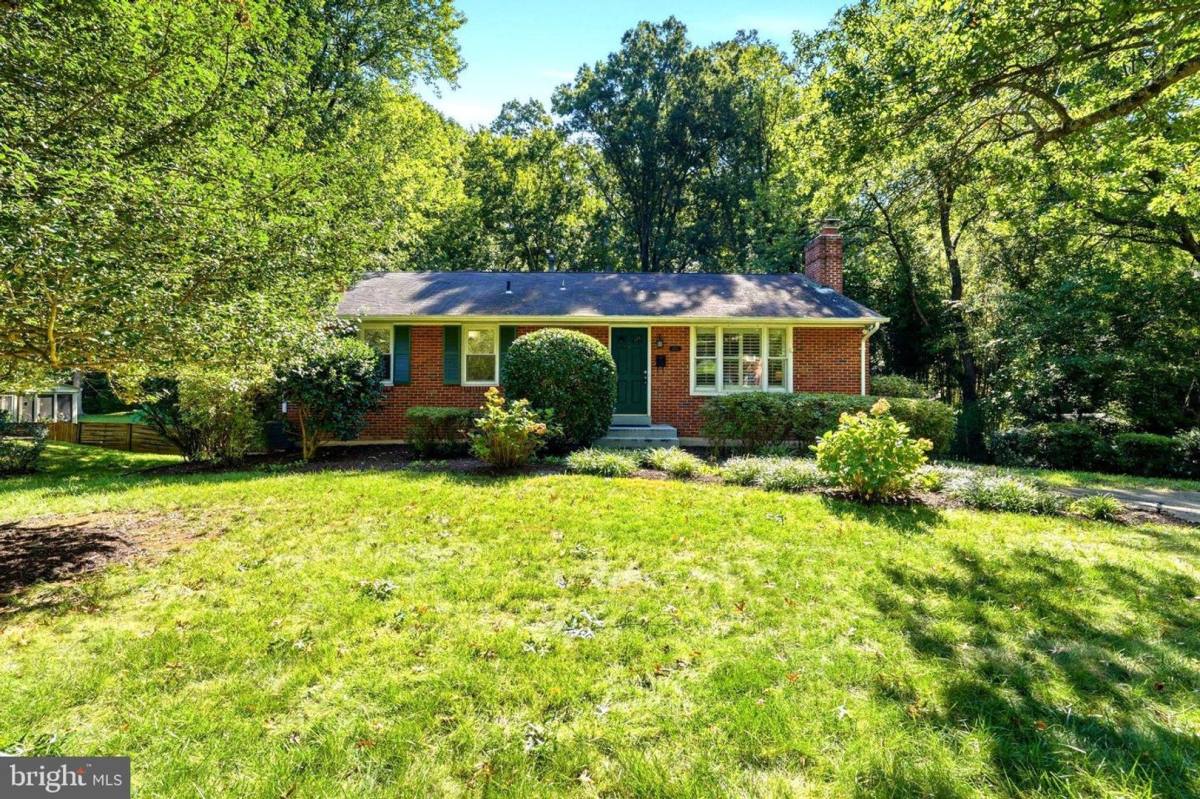 Condo for rent at 4513 Willet Dr, Annandale, VA 22003