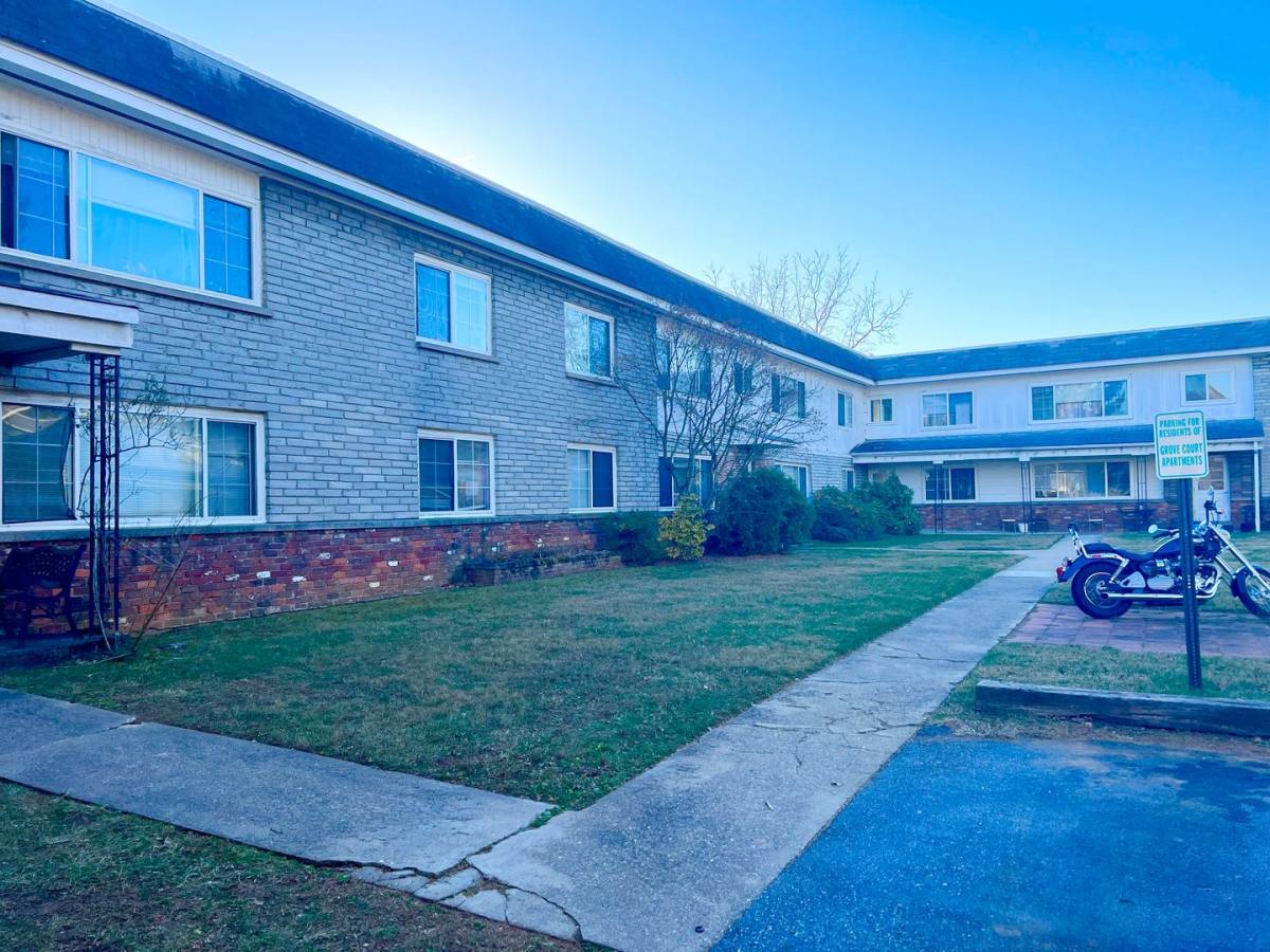 Apartment for rent at Grove Street, 55 Grove St, Asheville, NC 28801