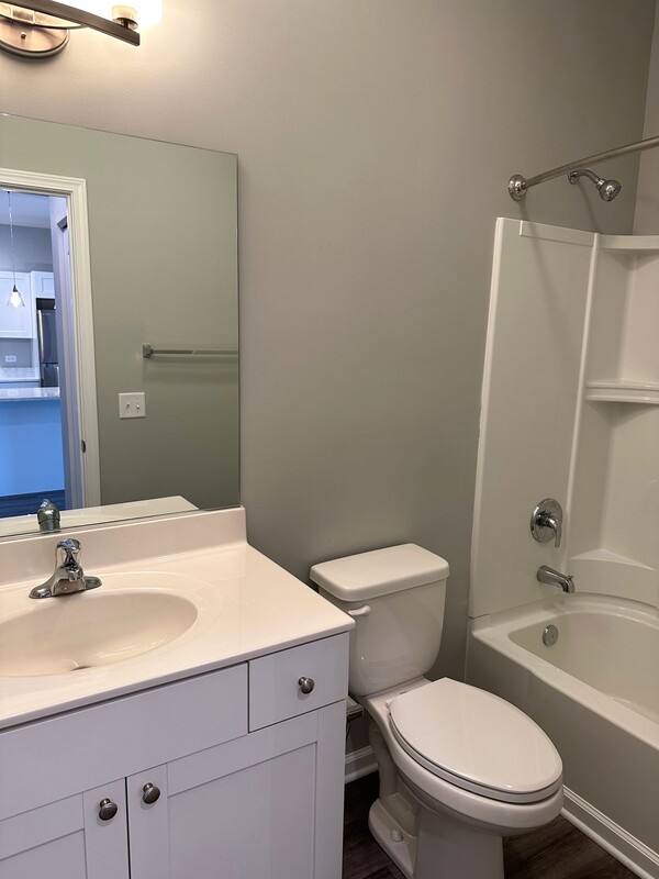 Apartment for rent at 11808 W Coral St #2E, Huntley, IL 60142