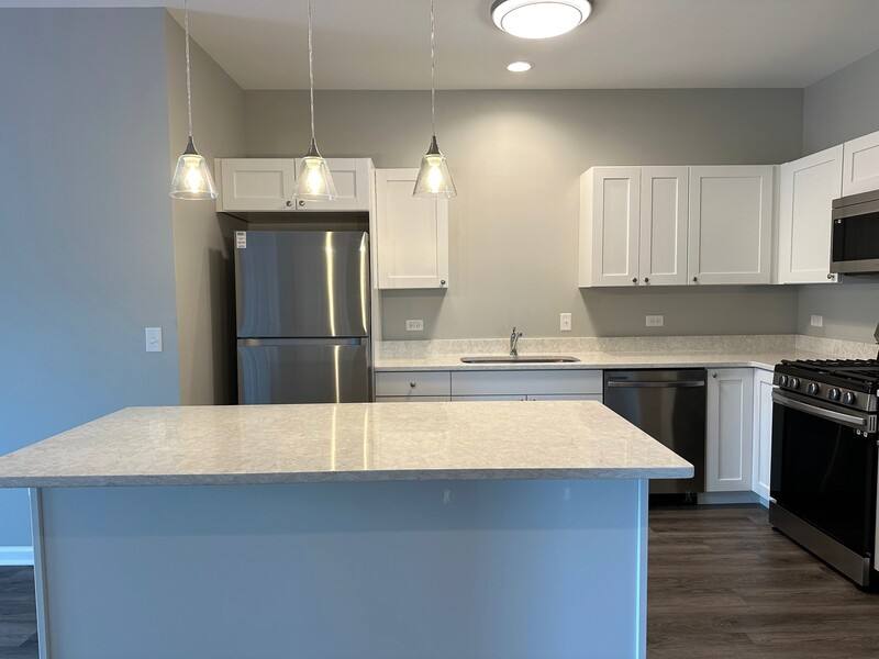 Apartment for rent at 11808 W Coral St #2E, Huntley, IL 60142