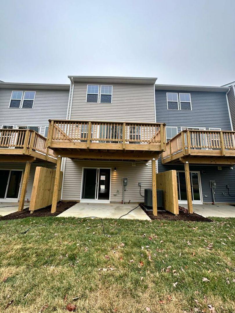 Townhouse for rent at 504 Sybil St, Glen Allen, VA 23060