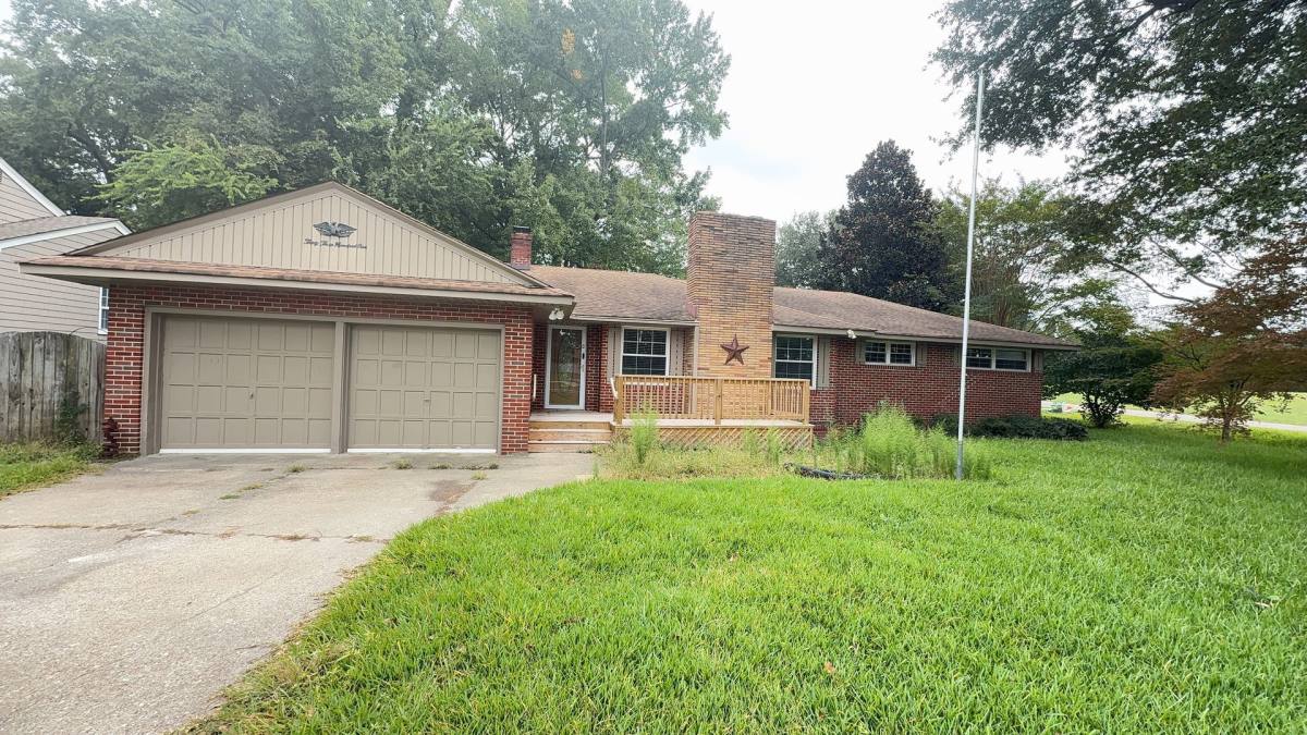 House for rent at 3301 Brookside Lane, Portsmouth, VA 23703
