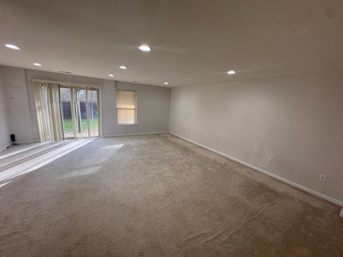 Townhouse for rent at 4511 Wistar Wds Trail, Henrico, VA 23228