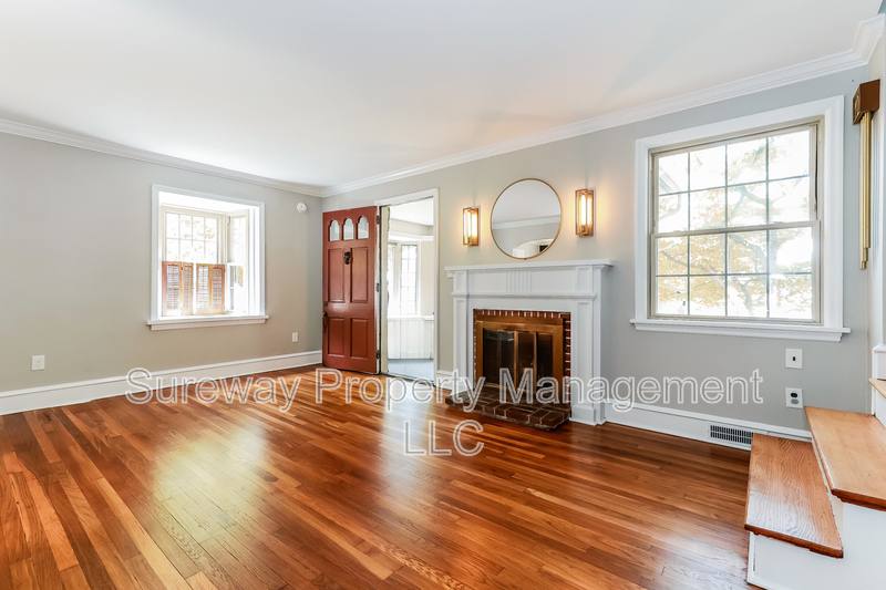 House for rent at 404 Strawbridge Ave, Collingswood, NJ 08108