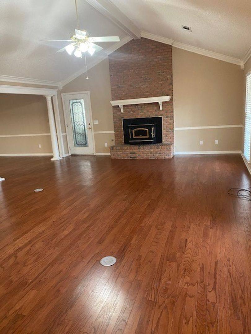 House for rent at 4712 Lakeview Estates Dr, Northport, AL 35476