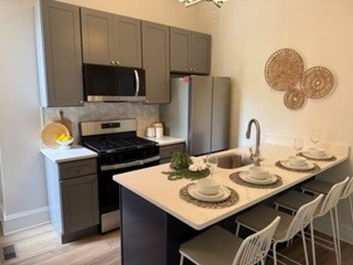 Townhouse for rent at 309 E 23rd St, Baltimore, MD 21218