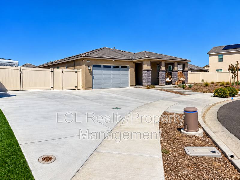 House for rent at 29221 Searchers Court, Winchester, CA 92596