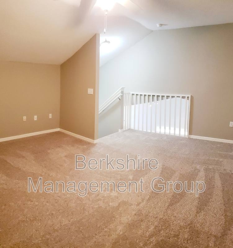 Townhouse for rent at 1122 Pogonia Dr, Lakeland, FL 33811