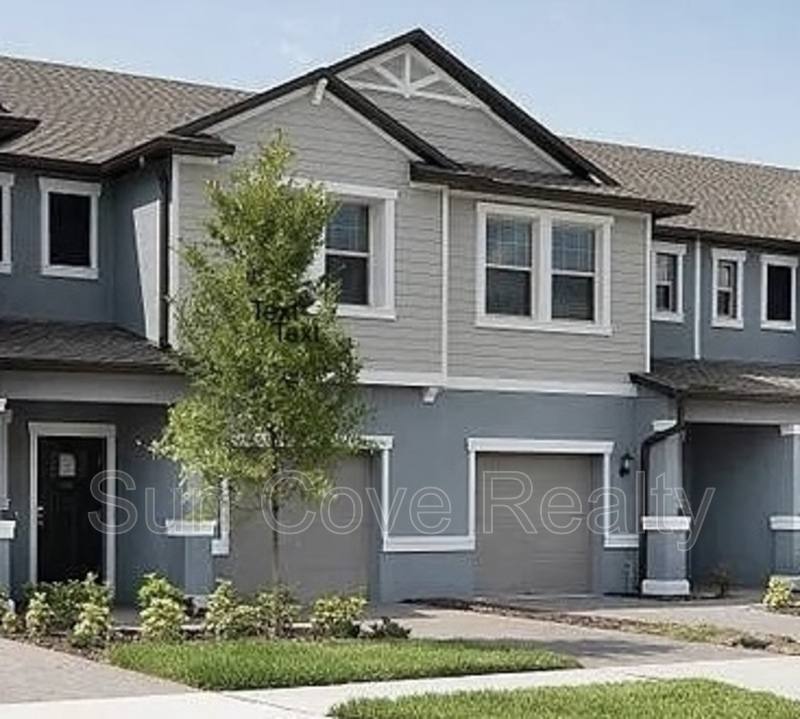 Townhouse for rent at 8840 Gallantree Place, Land O' Lakes, FL 34637