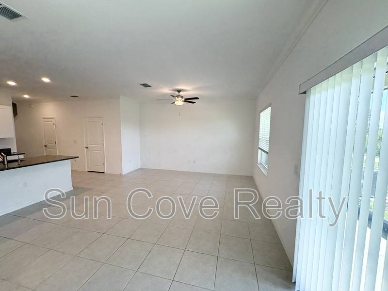 Townhouse for rent at 8840 Gallantree Place, Land O' Lakes, FL 34637