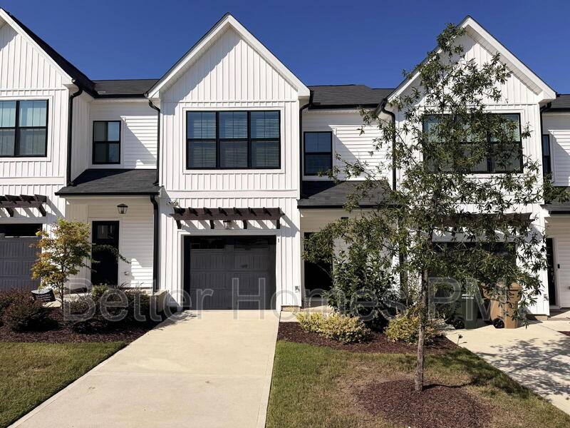 Townhouse for rent at 1 N Lenny Dr, Clayton, NC 27520