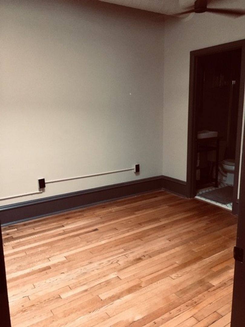 Apartment for rent at 143 W Main St, Spartanburg, SC 29306