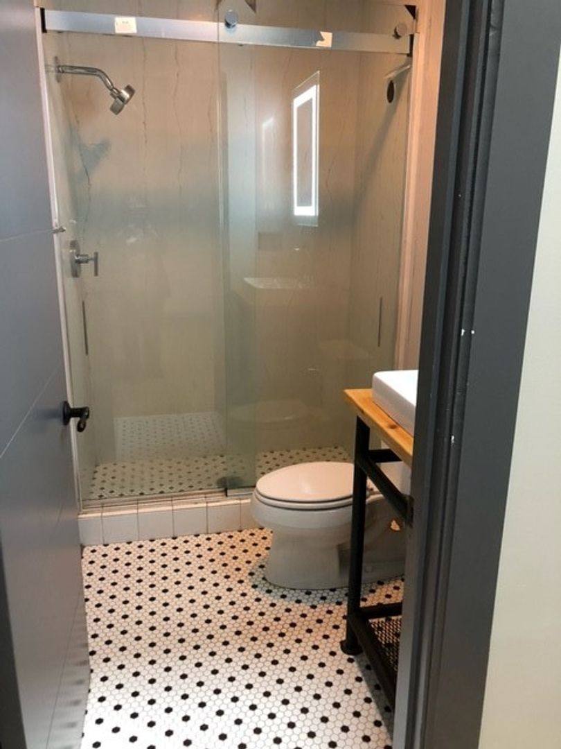 Apartment for rent at 143 W Main St, Spartanburg, SC 29306