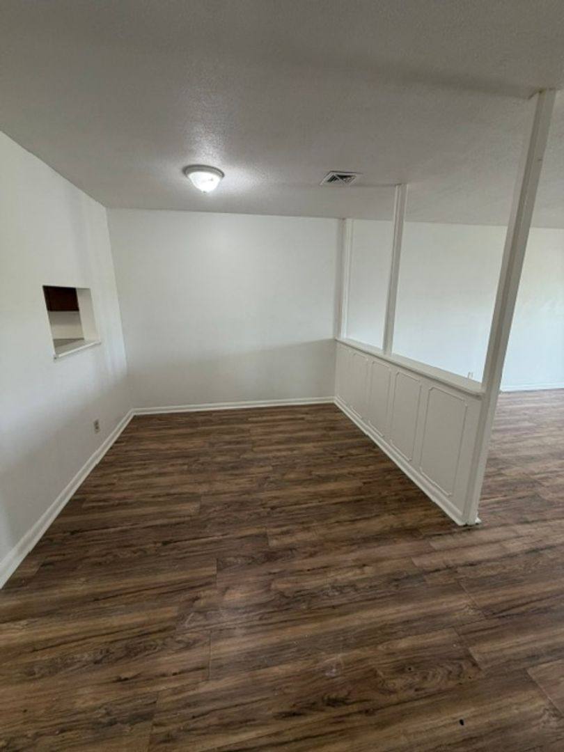 Apartment for rent at 2101 Ottawa St, Leavenworth, KS 66048