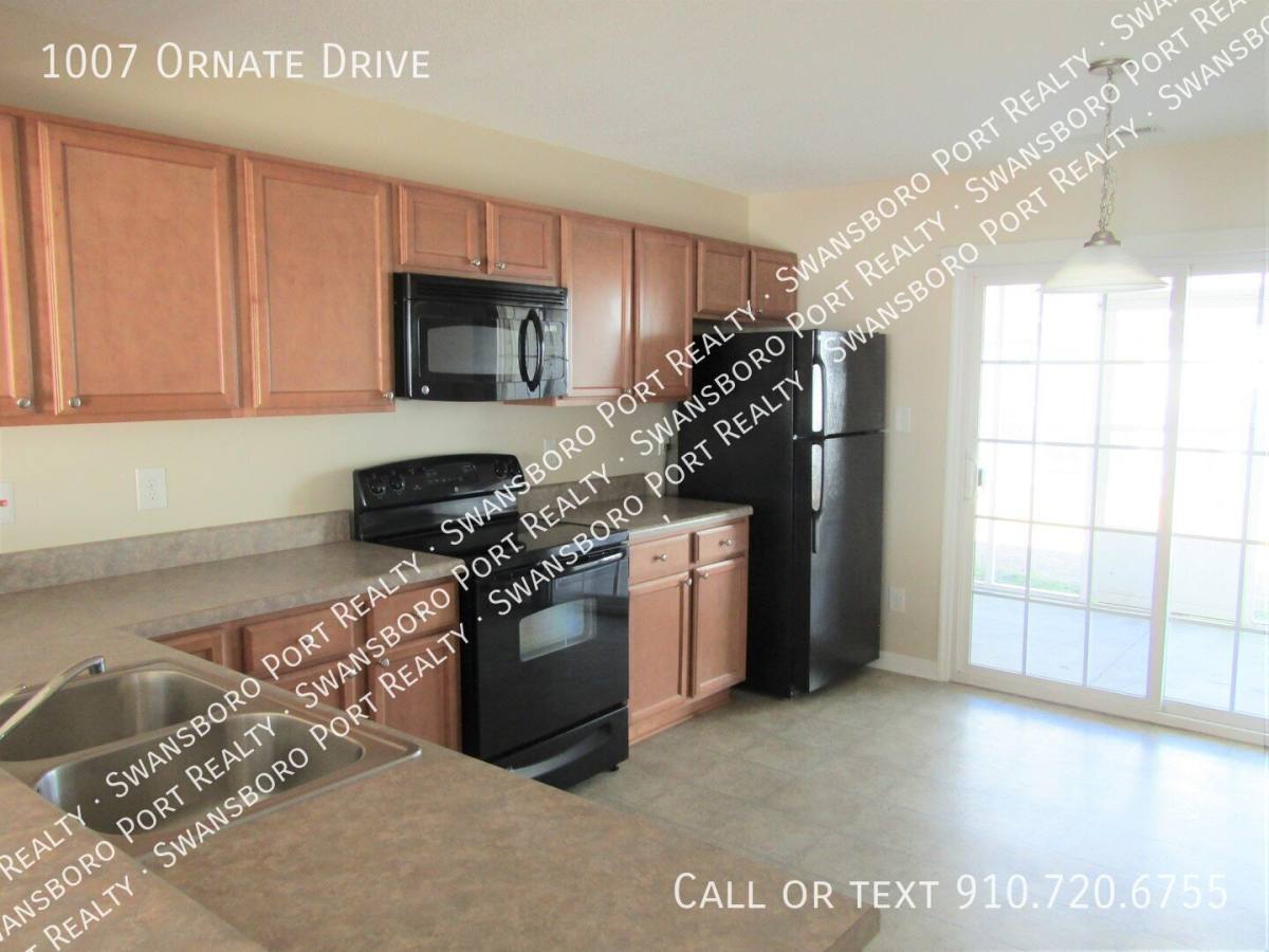 House for rent at 1007 Ornate Dr, Jacksonville, NC 28546
