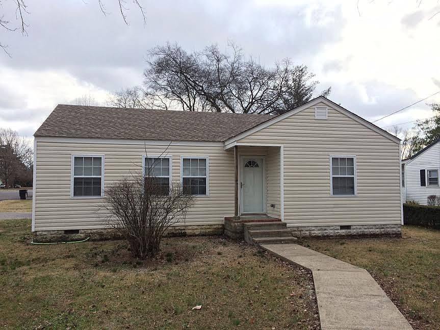 House for rent at 403 Hawkins Ave, Murfreesboro, TN 37130