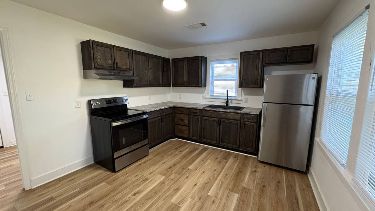 House for rent at 105 Middle St, North Little Rock, AR 72117