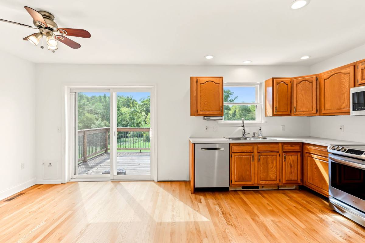 Townhouse for rent at 808 Yorkview Dr, Mechanicsburg, PA 17055