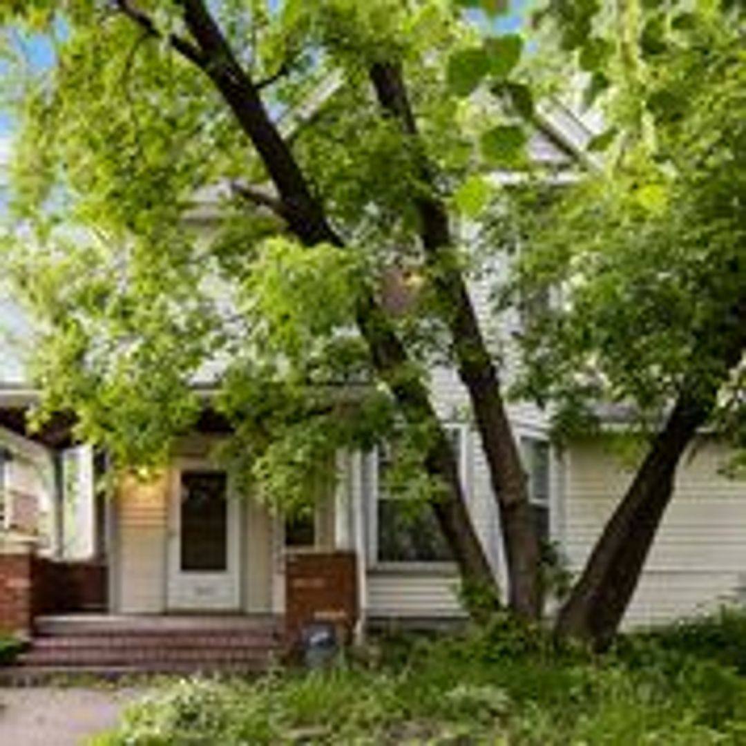 Apartment for rent at 1641 Hewitt Ave, St. Paul, MN 55104