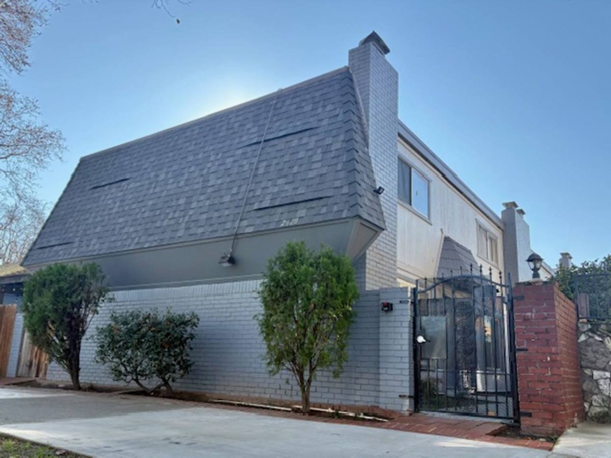 Townhouse for rent at C Street Townhomes, 2620 C St, Sacramento, CA 95816