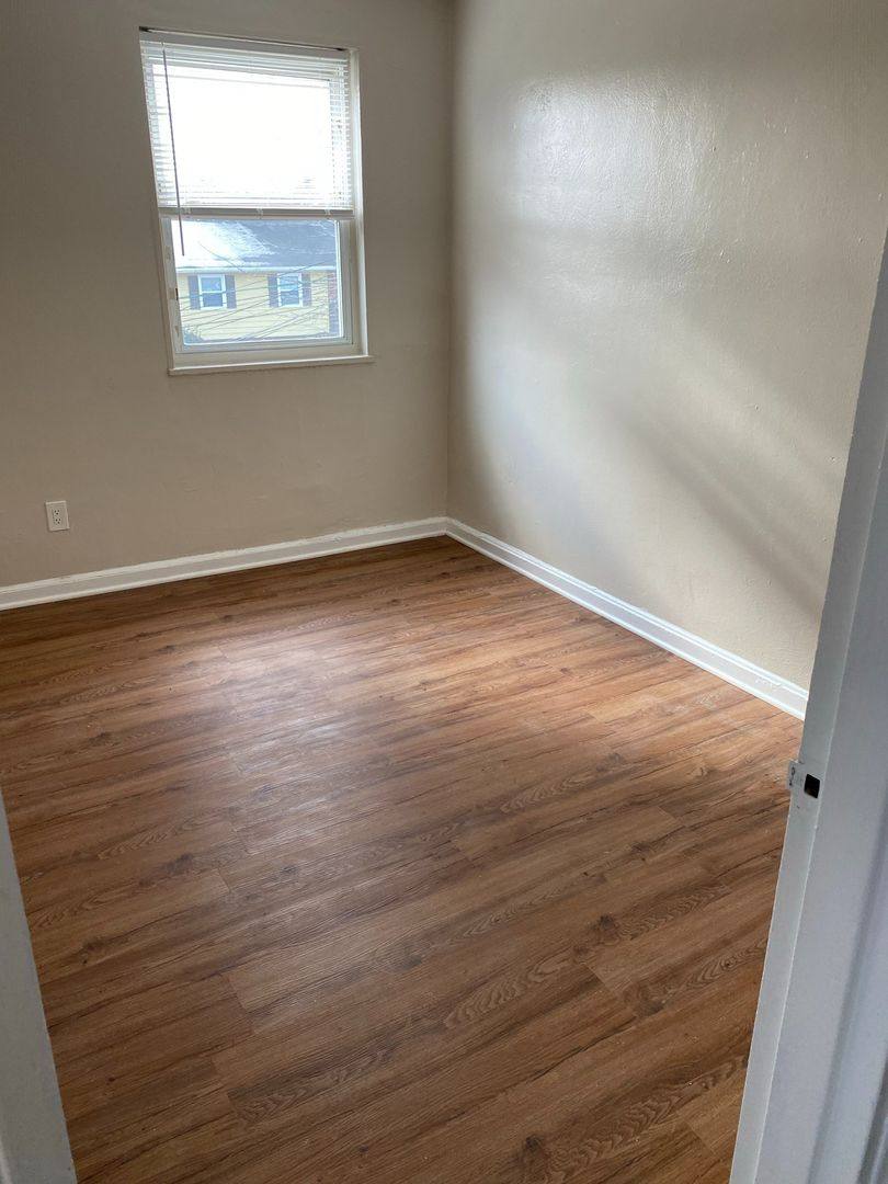 Apartment for rent at 1837 N Dinwiddie St, Arlington, VA 22207