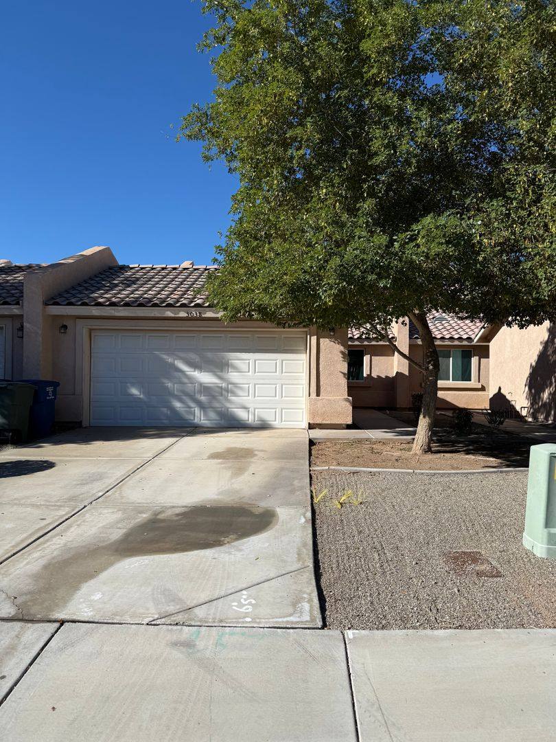 3038 S Todd Ave, Yuma, AZ 85365 - Condo for Rent - Image 1