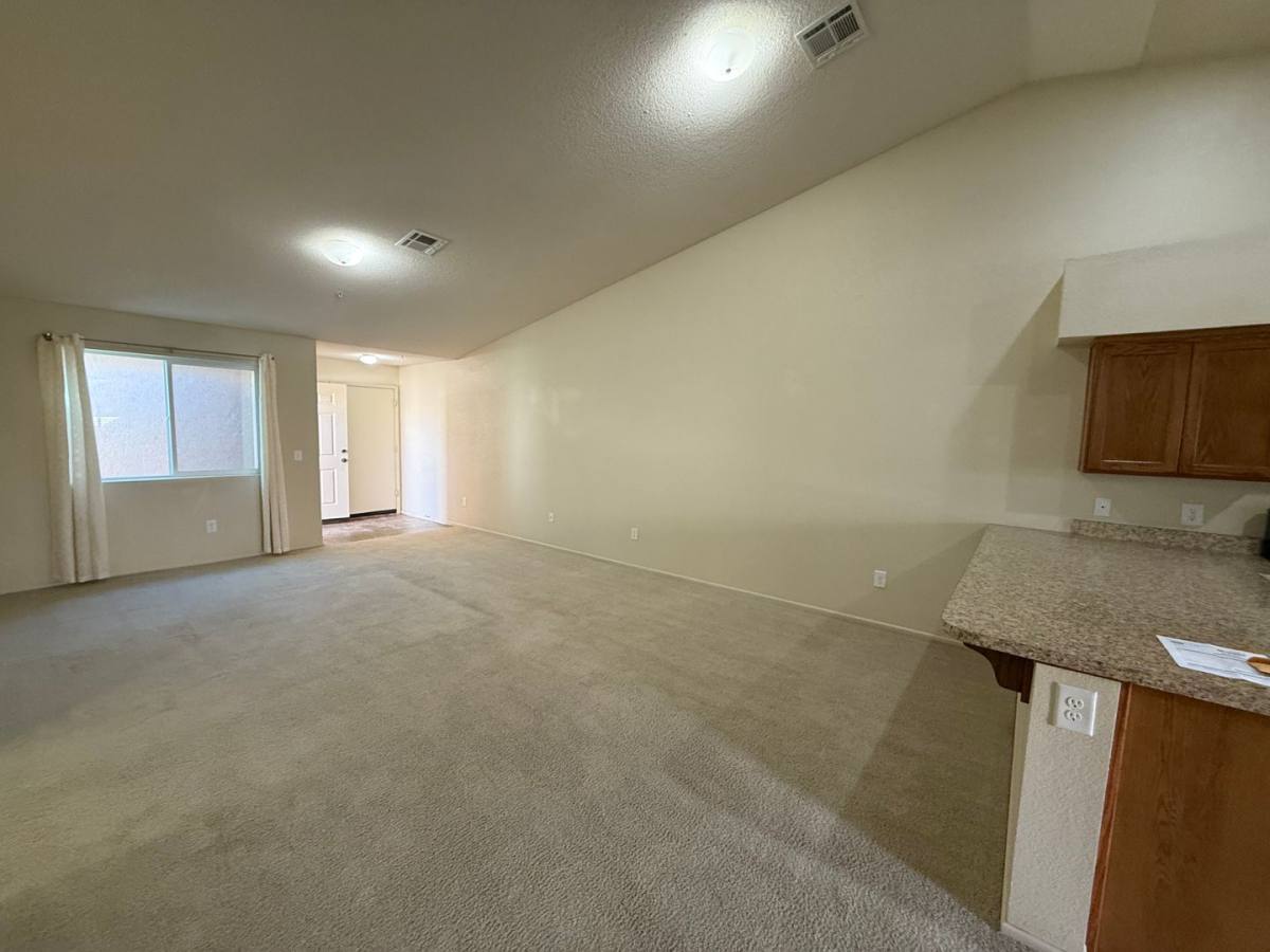 3038 S Todd Ave, Yuma, AZ 85365 - Condo for Rent - Image 6