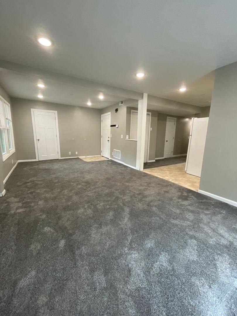 Apartment for rent at 816 Congress St, Emporia, KS 66801