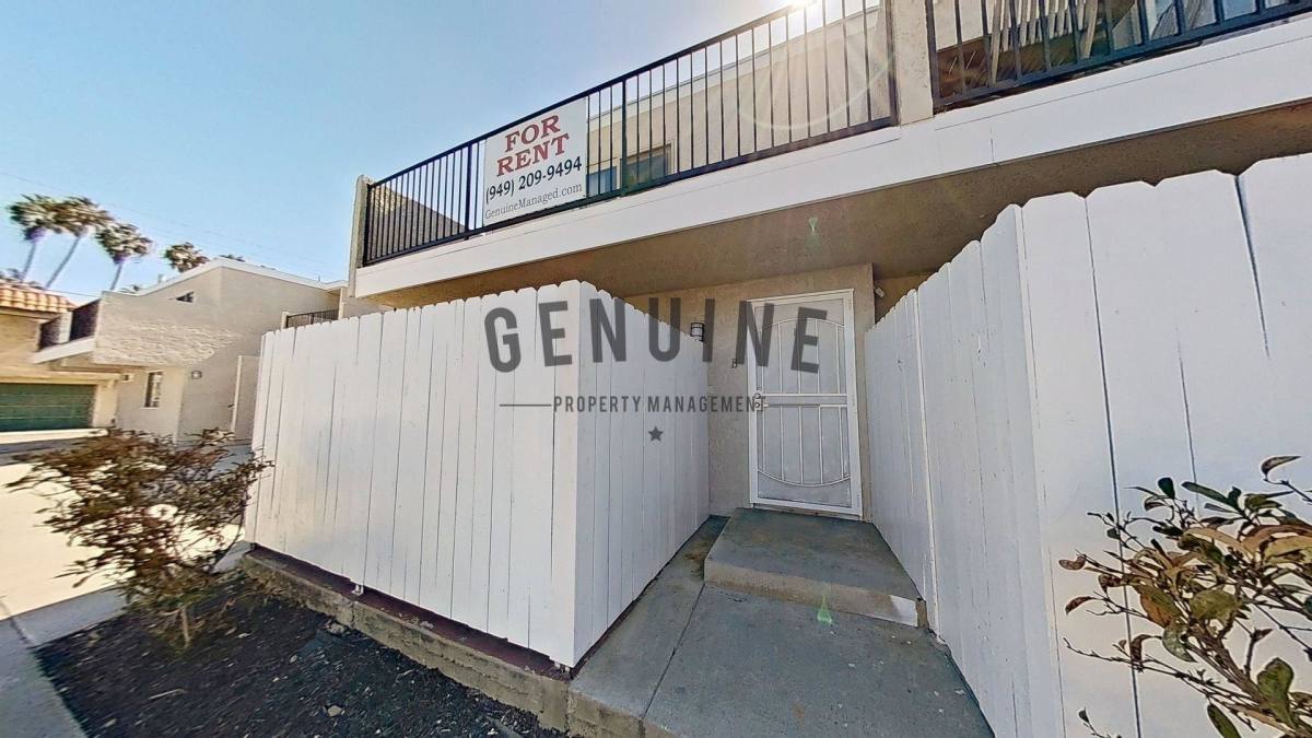 Apartment for rent at 120 14th St, Huntington Beach, CA 92648