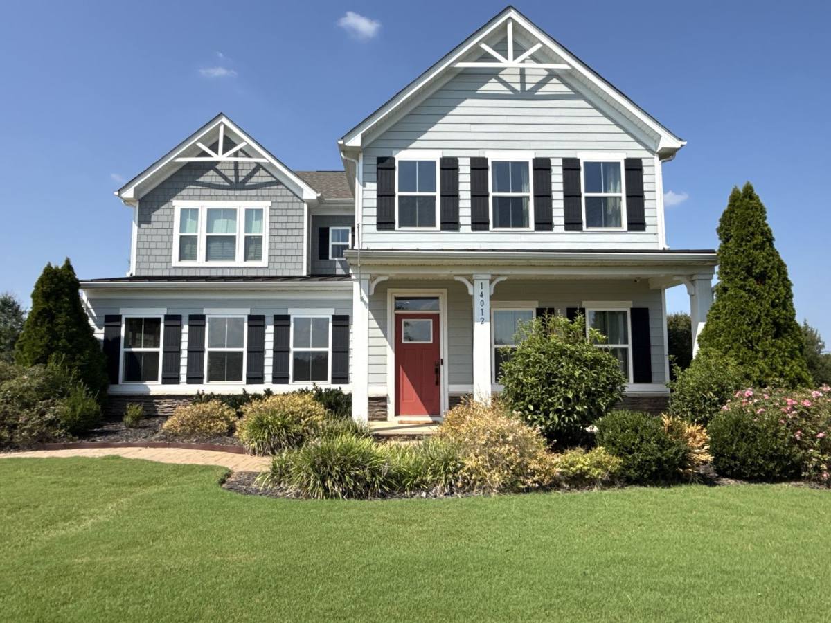 House for rent at 14012 Sunnyhill Grove Rd, Davidson, NC 28036