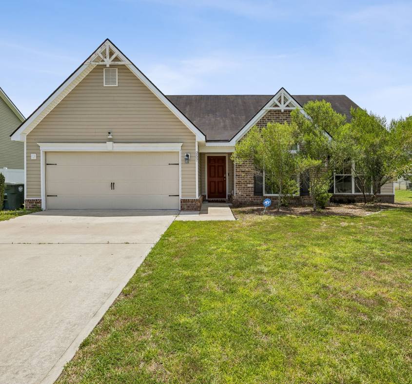 House for rent at 257 Daniel Trent Way, Kingsland, GA 31548