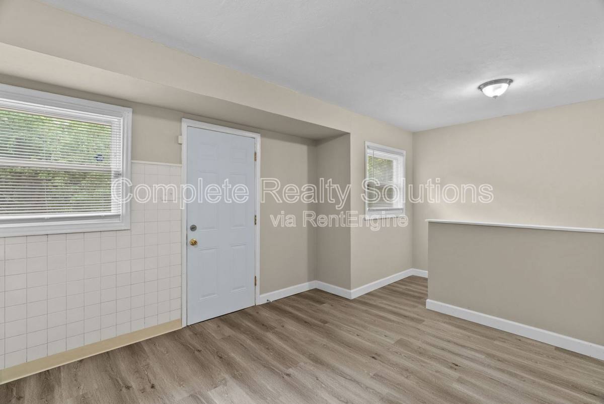 House for rent at 270 Estridge Rd, St. Louis, MO 63137