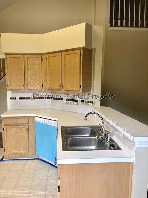 House for rent at 105 Riversong Dr, Alpharetta, GA 30022