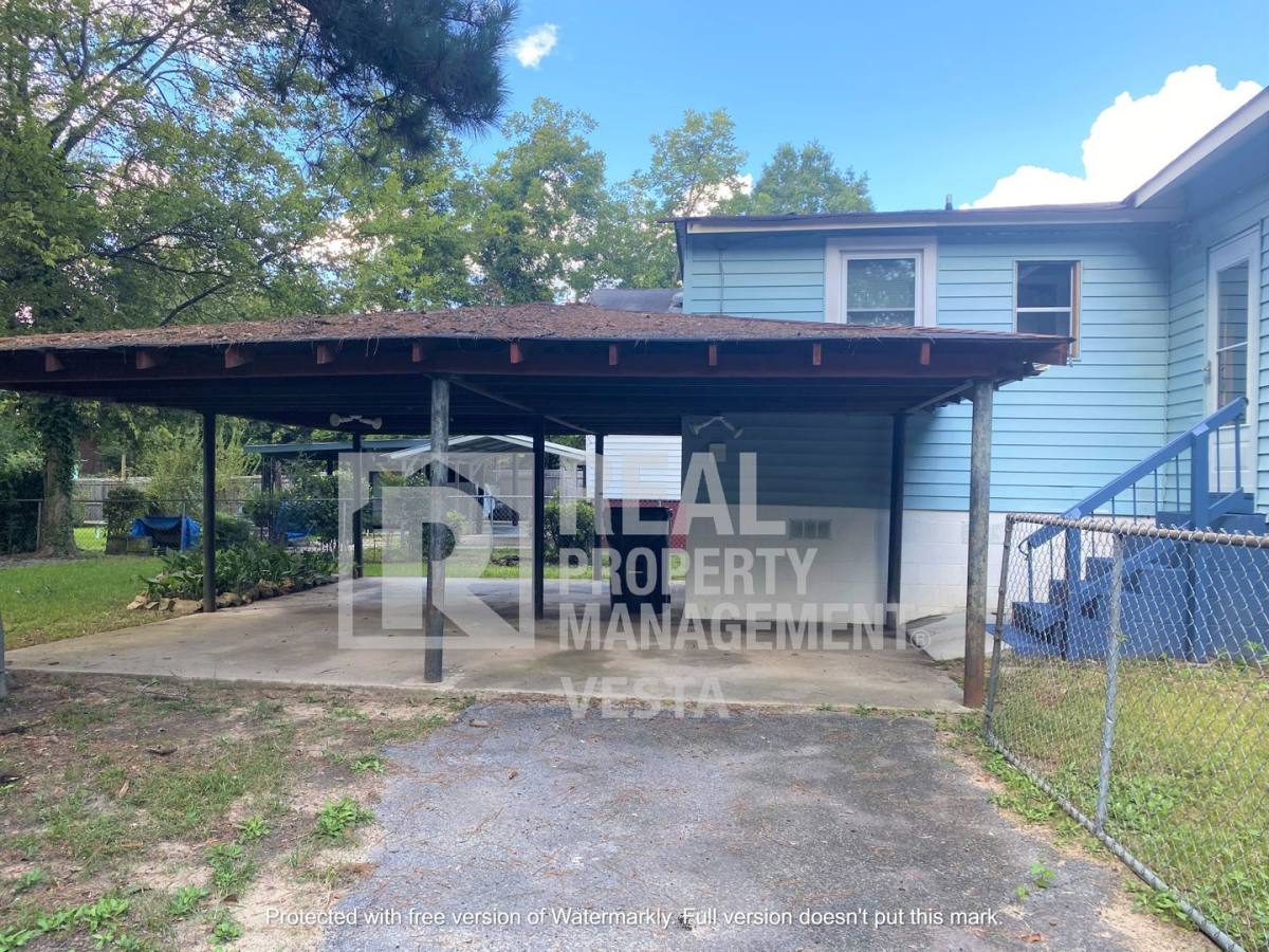 House for rent at 1349 Hillyer Ave, Macon, GA 31204