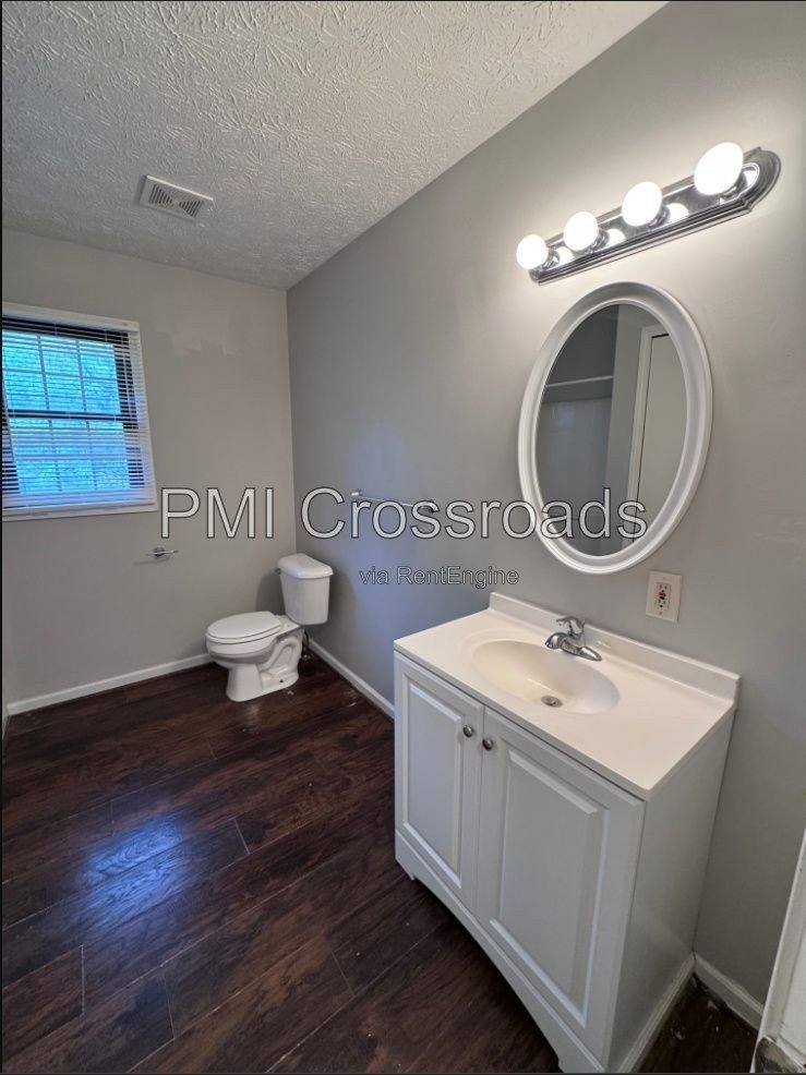 Apartment for rent at 1120 Applegrove St NW, North Canton, OH 44720