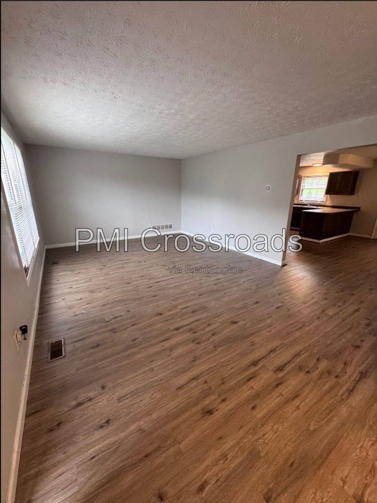 Apartment for rent at 1120 Applegrove St NW, North Canton, OH 44720
