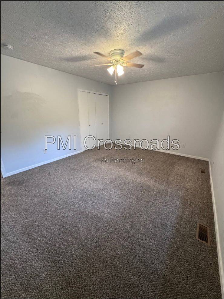 Apartment for rent at 1120 Applegrove St NW, North Canton, OH 44720