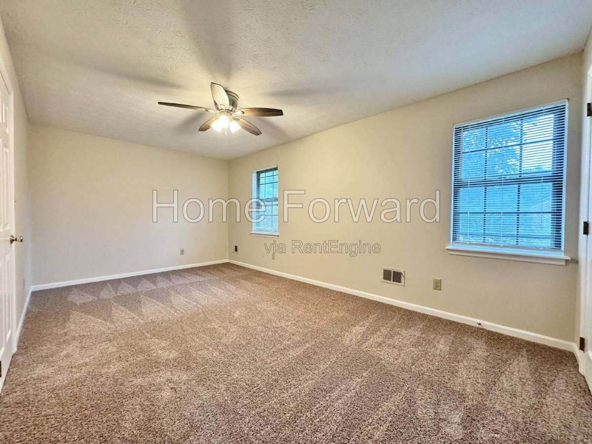 House for rent at 3118 High Ridge Dr, Lexington, KY 40517