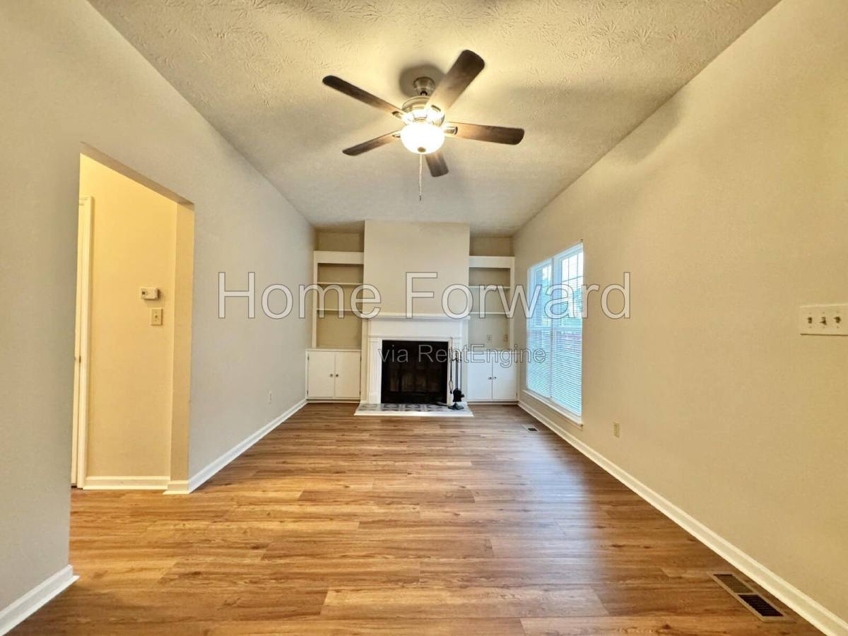 House for rent at 3118 High Ridge Dr, Lexington, KY 40517