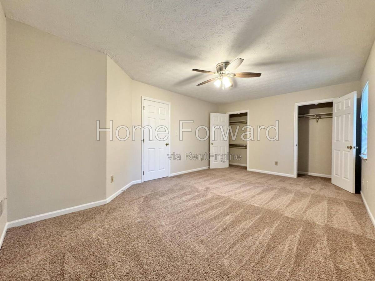 House for rent at 3118 High Ridge Dr, Lexington, KY 40517